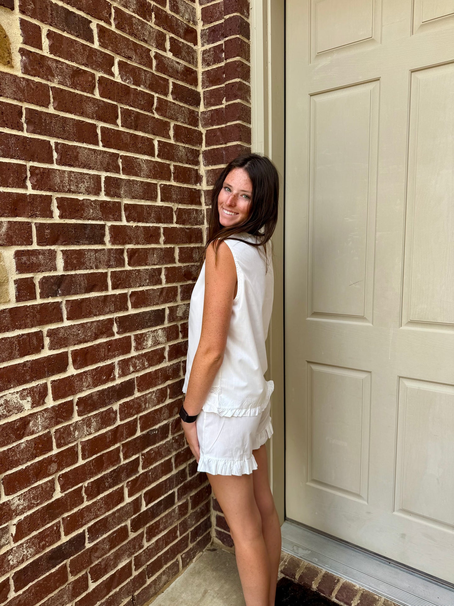 Ruffle Trim White Set
